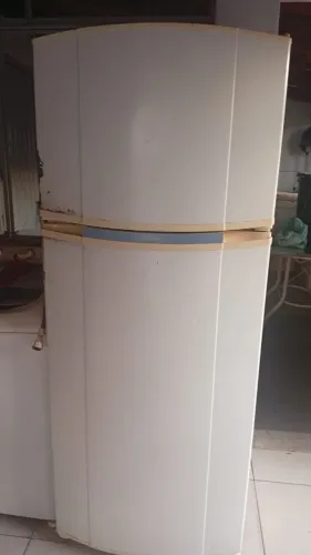 Geladeira usada