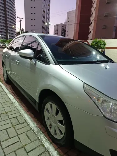 Citroen C4 Pallas GLX 2.0/2.0 Flex 16V Mec. 2011