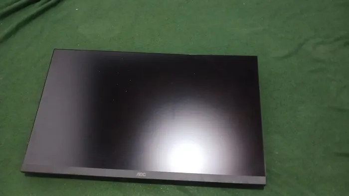 Monitor Gamer AOC 27" | 180Hz | 0,5ms | Estado de Novo