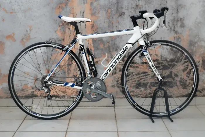 Bike Speed Cannondale CAAD8 2013-2014 Tam: 48 - Estado Excelente