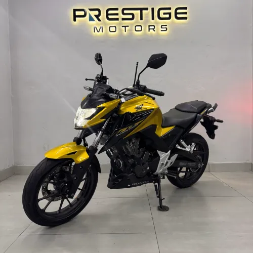 Honda CB300F Twister 2023 - Apenas 4 mil Km - Estado de Zero