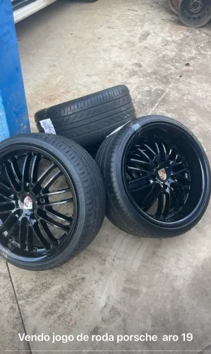 Vendo jogo de roda porsche aro 19