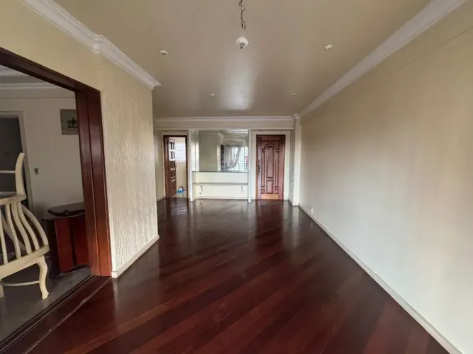 Apartamento para aluguel possui 95 metros quadrados com 3 quartos com suíte em Reduto - Be