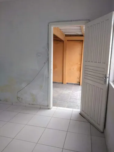 Casa com 1 dormitório para alugar, 30 m² - Vila Suíça - Santo André/SP