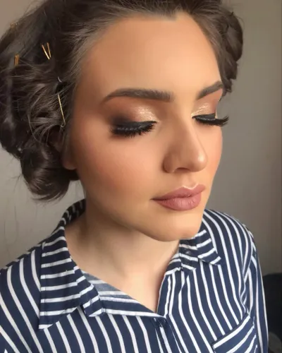 Maquiagem e penteado 