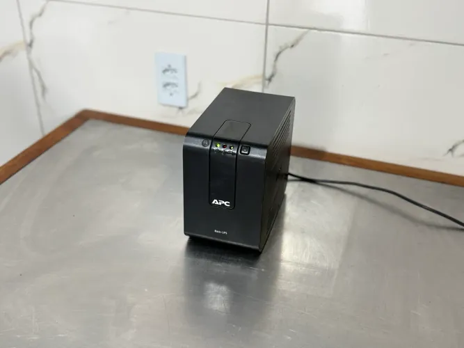 Nobreak APC Back-UPS 700va Seminovo