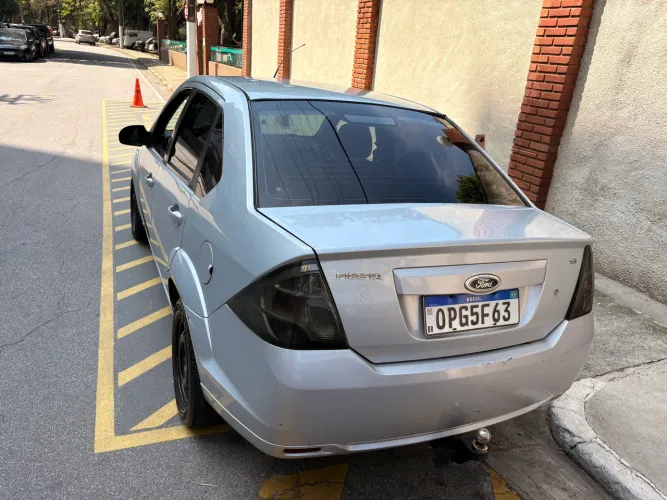 Ford Fiesta Sed. 1.6 8V Flex 4P 2013