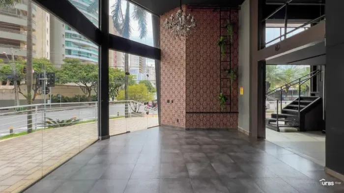 Loja, 121 m², Setor Oeste