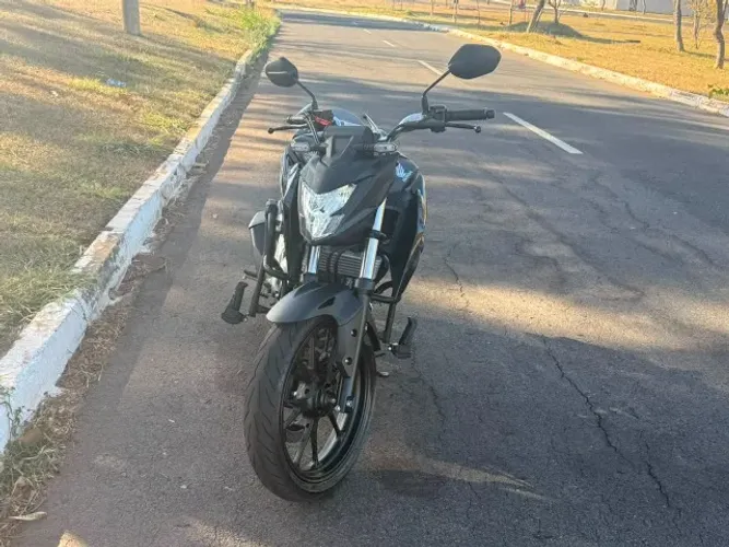Vendo Honda CB300F Twister CBS 2025