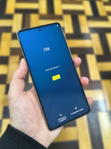 Moto Edge 30 Pro 5G - 256GB / 12GB RAM