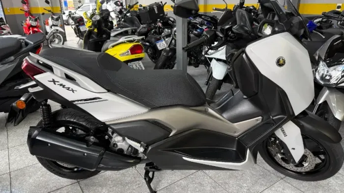 XMAX 250 CONNECT 25/25 Modelo novo