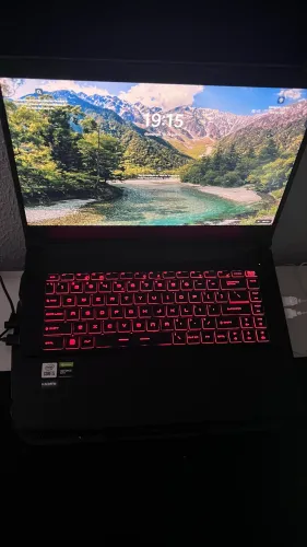 Notebook Gamer MSI GF63 Thin i5-10500H GTX 1650 4GB SSD 256GB