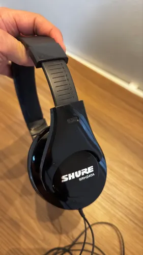Fone de Ouvido Shure SRH240A - Qualidade Profissional (Seminovo)