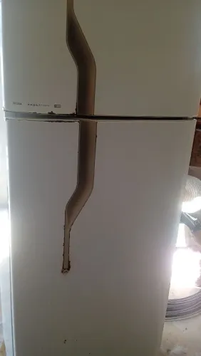 Vendo Geladeira DFM41 Eletrolux usada. 290 litros