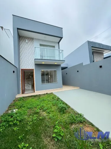 Casa triplex para locação anual em Perocão, Guarapari-ES: 3 quartos, 2 suítes, 3 salas, 3 