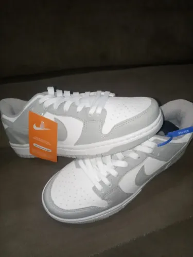 TENIS NOVO (TAMANHO 38)