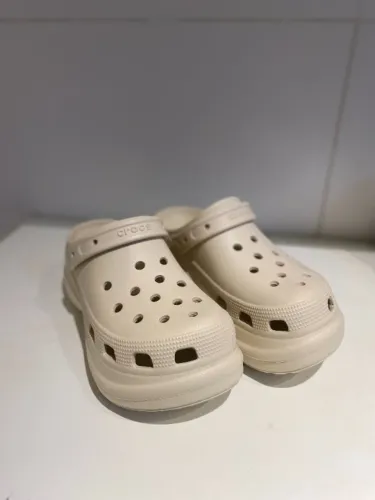 Crocs novo - número 36