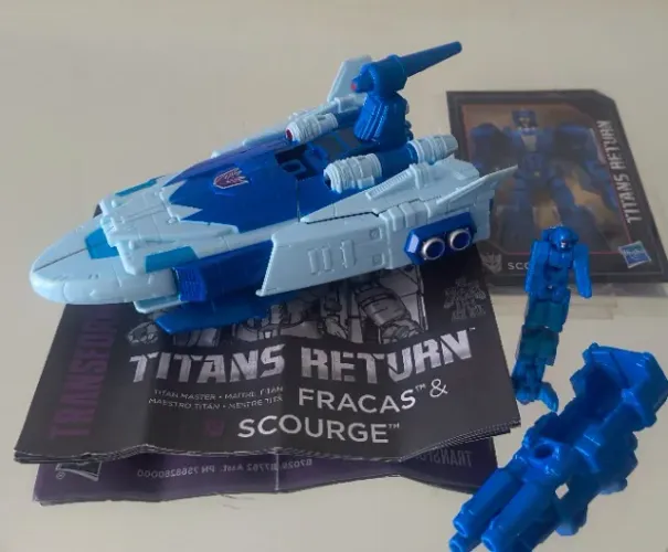 Figure Transformers Titans Return - Scourge e Fracas, completo e original Hasbro, Tf