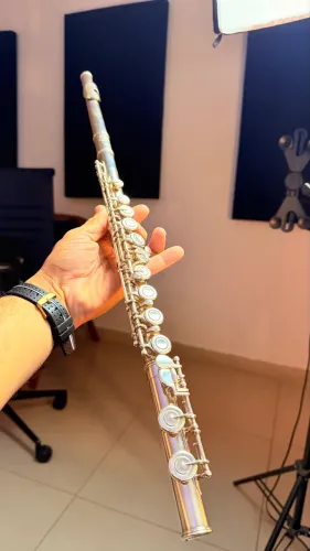 Flauta Yamaha YFS 212 