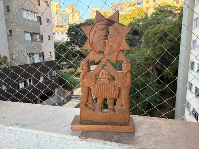 Escultura Mário Teles