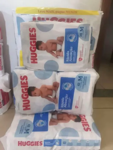 Fralda Huggies - rápida absorção M - 42 unidades