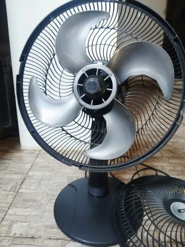 Ventilador 30" poleg Super ventilação sem a grade devido interfer na rotação da palheta