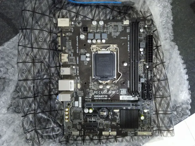 Placa mãe gigabyte h110 ddr4 