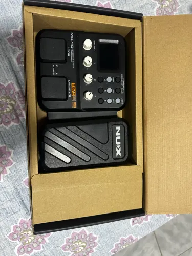 Pedaleira Nux MG-101 Modeling Guitar Processor - Interface de Áudio e Software Próprio