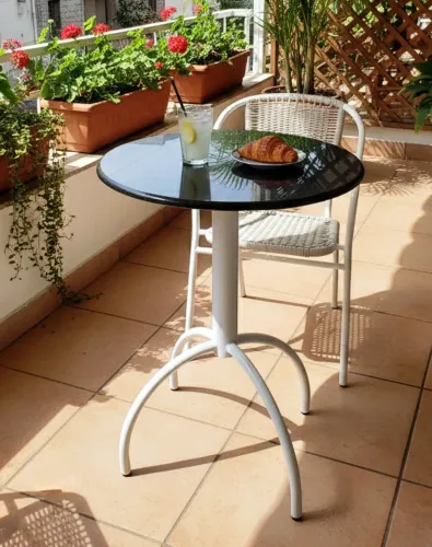 Mesa tampo granito boleado 60cm + base de mesa alúminio branco