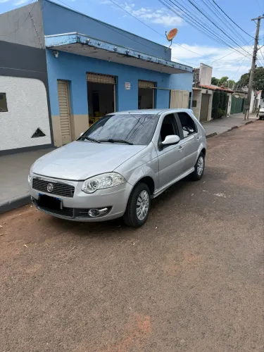 Fiat Palio ELX 1.0 Fire/30 Anos F. Flex 8V 4P 2011