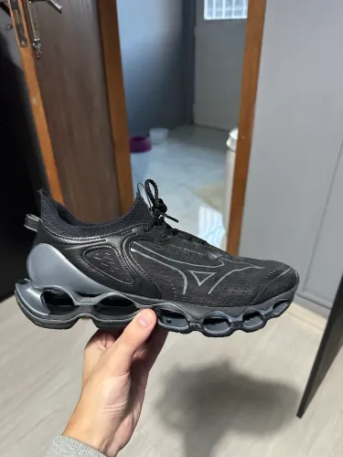 Mizuno Prophecy 14