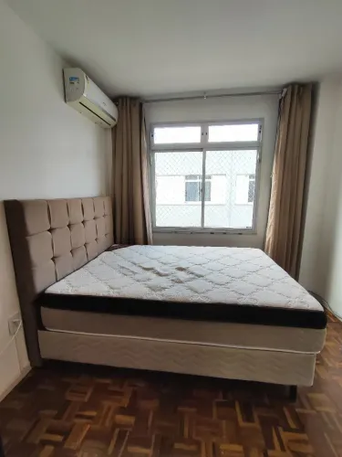 Conjunto Cama Ortobom + Colchão Molas Ensacadas + Cabeceira