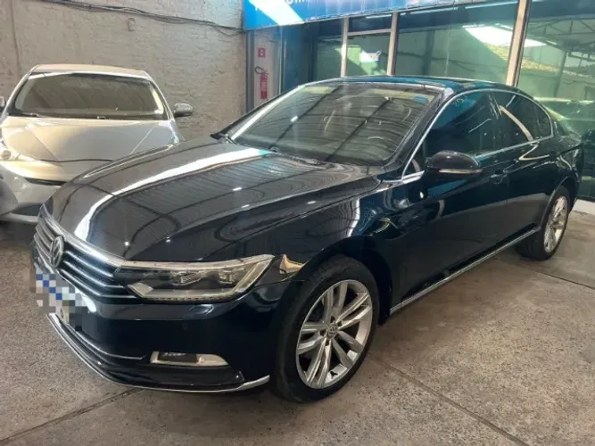 Volkswagen Passat Highline 2.0 TSI 220cv Tip. 2017