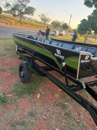 Canoa e carreta marreco novo sem uso pronta entrega