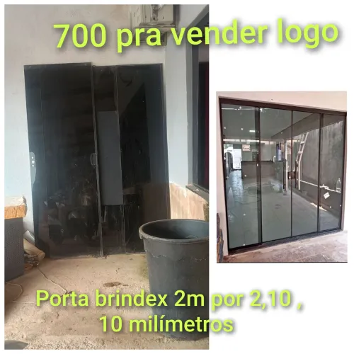 Porta brindex 10 milímetros, 2,10 por 2 ... 700 reais vim buscar 