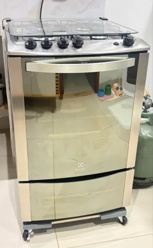 Fogão 4 bocas Electrolux Inox
