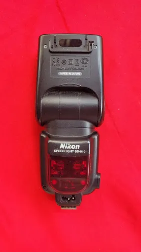 Flash nikon SB-910