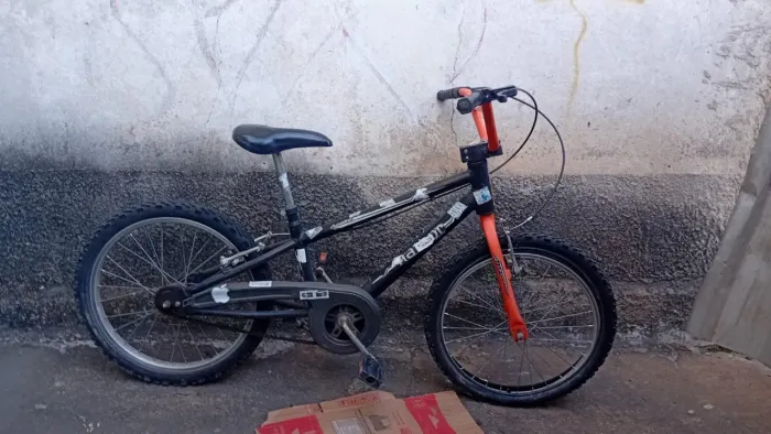 Bicicleta de criança até 12 anos 