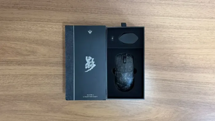 WLMOUSE Ying Carbon Fiber c/ Omron Optical