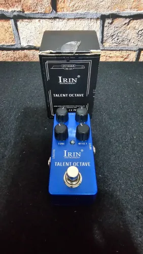 Pedal Efeito Oitavador Polifônico Guitarra Baixo Irin Talent Octave - Rs-19