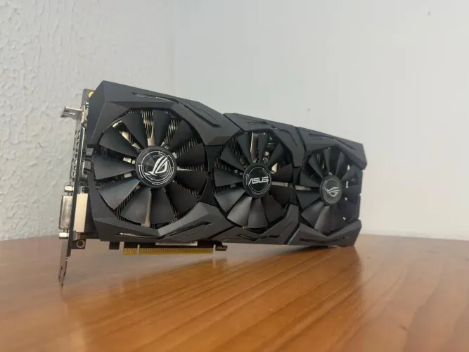 Placa de Vídeo GIGABYTE NVIDIA 1080 8GB ROG STRIX