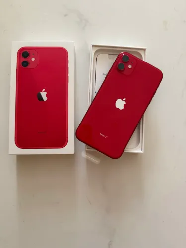 iPhone 11 - 128 GB - Vermelho