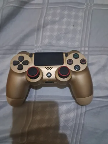 Controle dualshock 4 dourado 