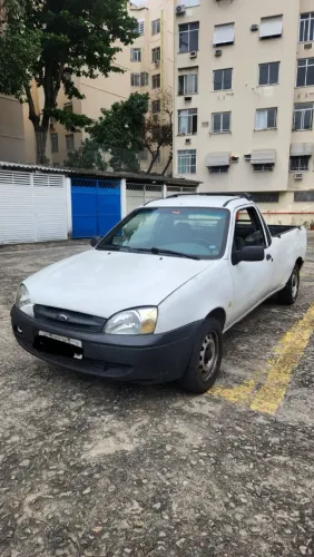 Ford Courier 1.6 L/ 1.6 Flex 2013