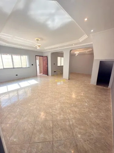 Excelente Oportunidade Ponta da Praia em Santos Casa 03 dormitórios, com edícula