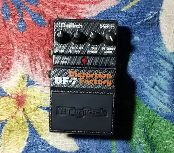 Pedal Digitech Distortion Factory DF-7