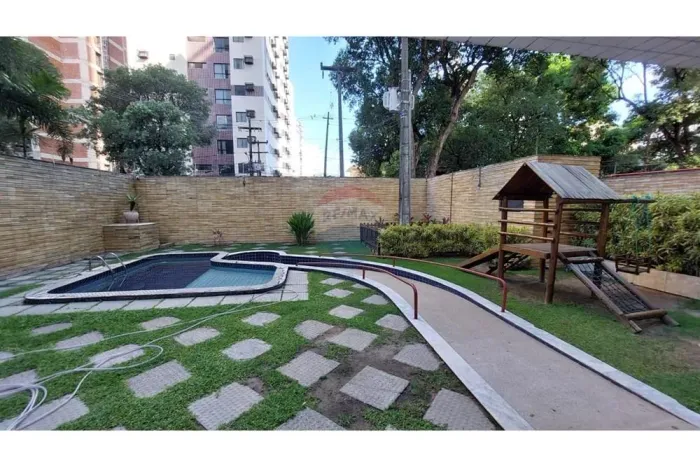 Apartamento no Espinheiro 81m², 3 quartos, 3 banheiros, área lazer, piscina, parque, 1 vag