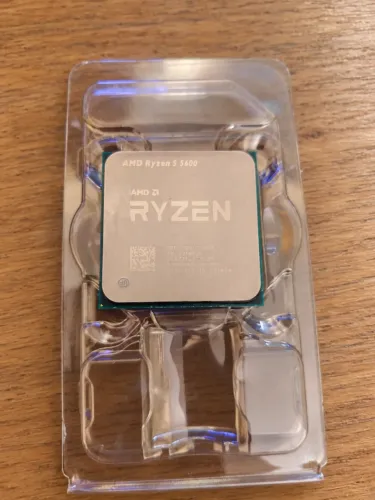 Processador AMD Ryzen 5 5600 - AM4 - 6 Núcleos / 12 Threads - Excelente Estado