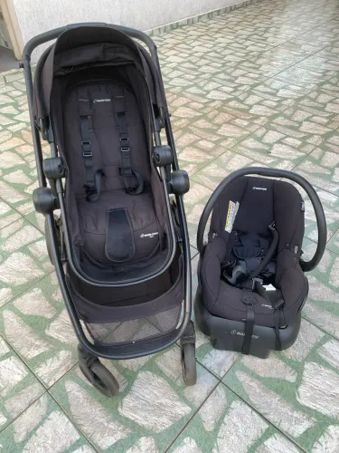 Carrinho de Bebê com Bebê Conforto Reversível Maxi-Cosi Zelia Trio 0-22kg