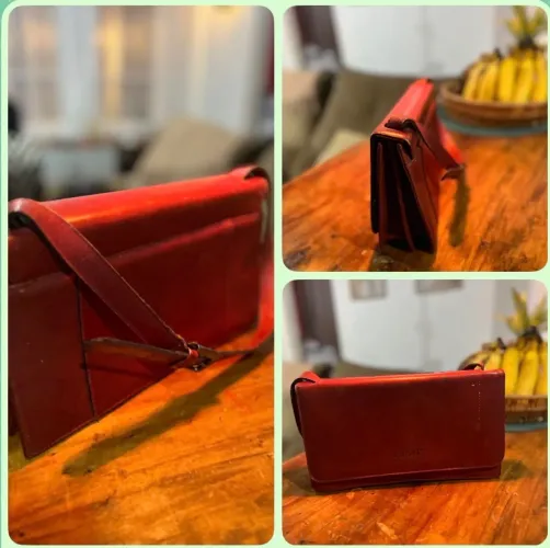 Bolsa vermelha estruturada 